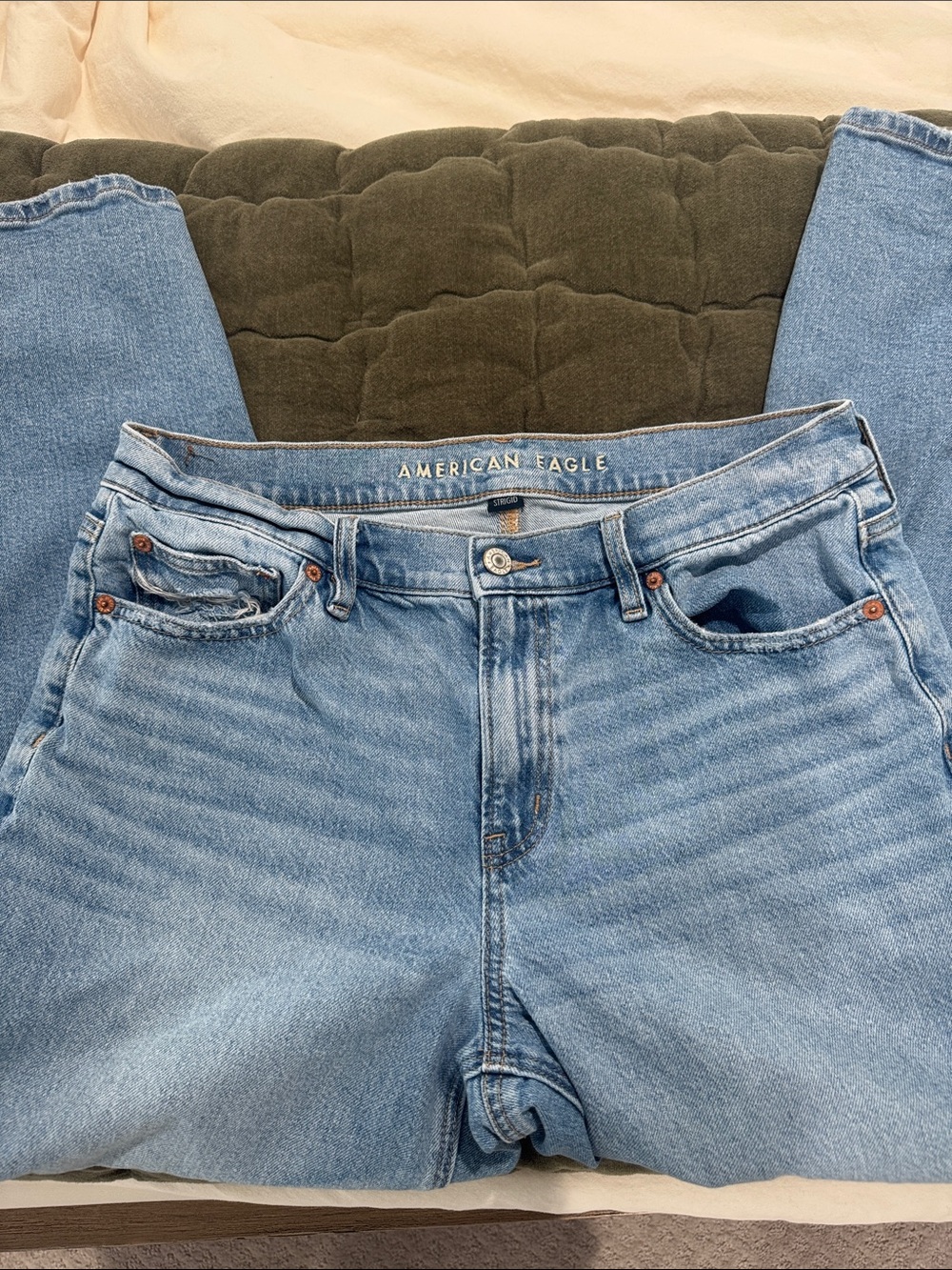 American Eagle Strigid High-Waisted Stovepipe Jeans - Picture 3 of 6